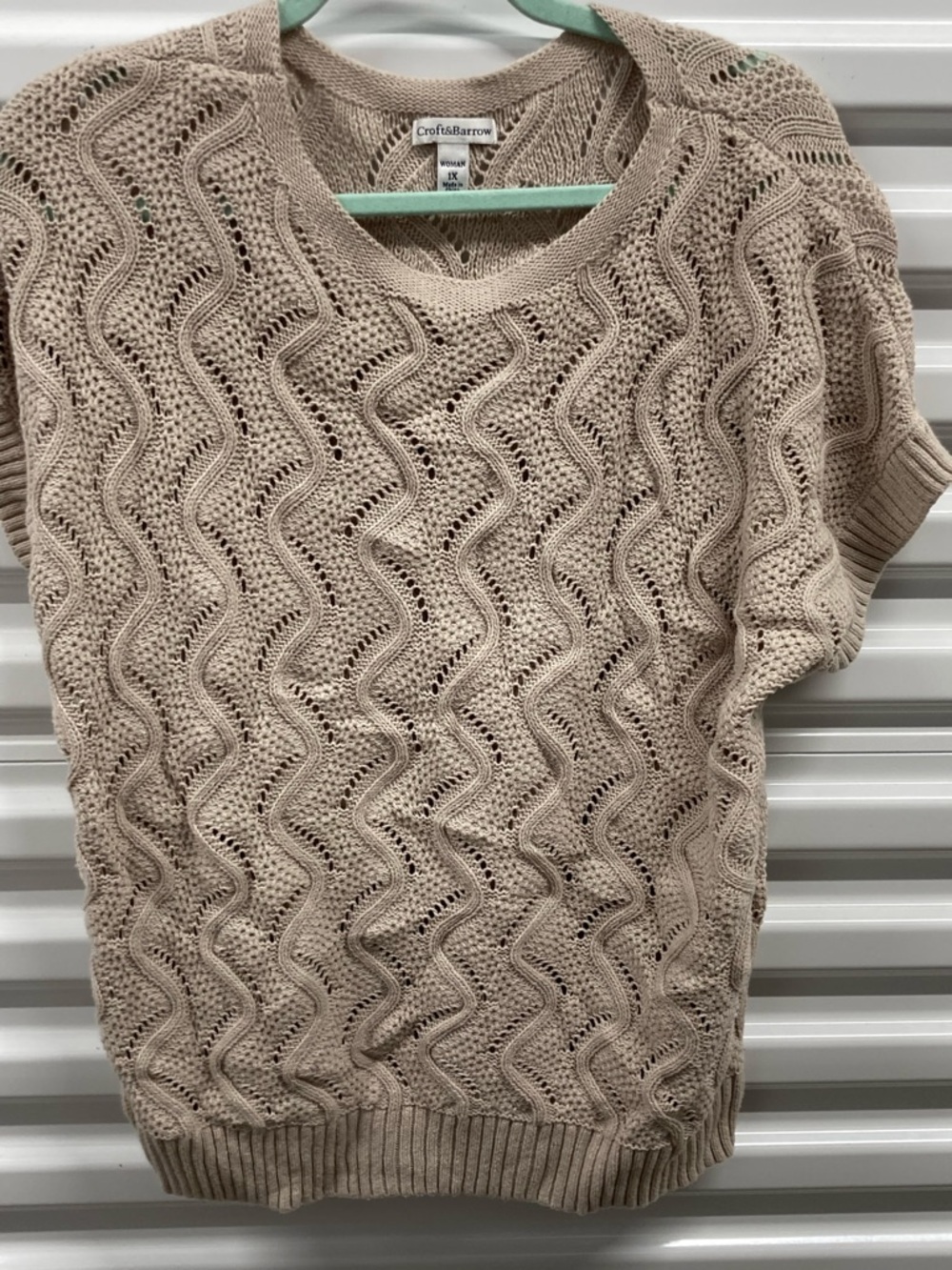 croft & barrow Women's Open-Knit Short Sleeve Crew Sweater in Taupe